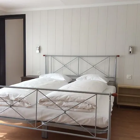 Restaurant Jungfrau ラウターブルンネン