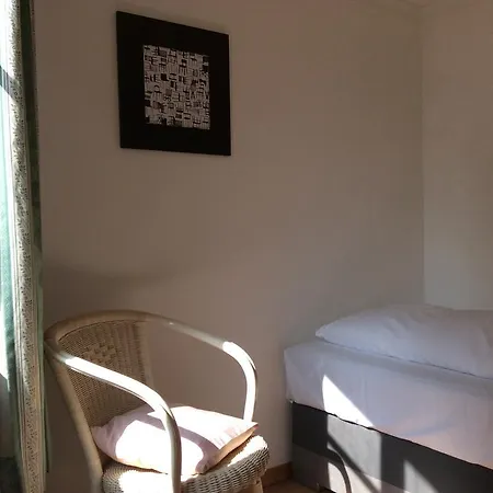 Restaurant Jungfrau فندق