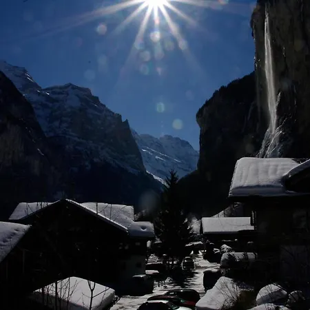 Restaurant Jungfrau فندق لوتربرونن